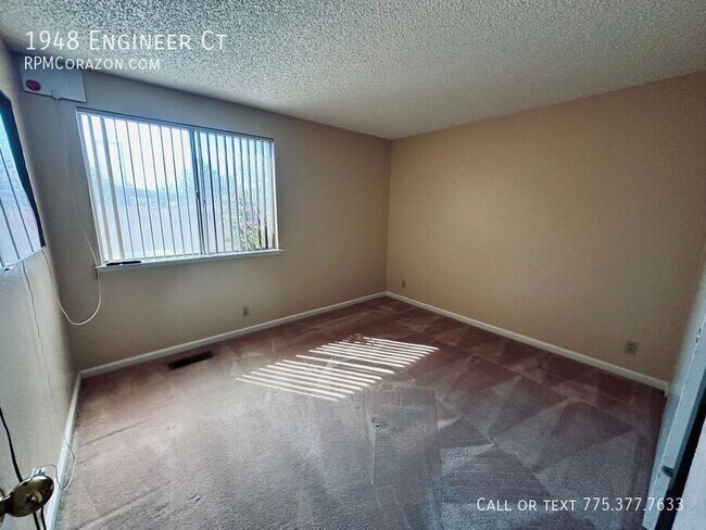 Building Photo - 1948 Engineer Ct