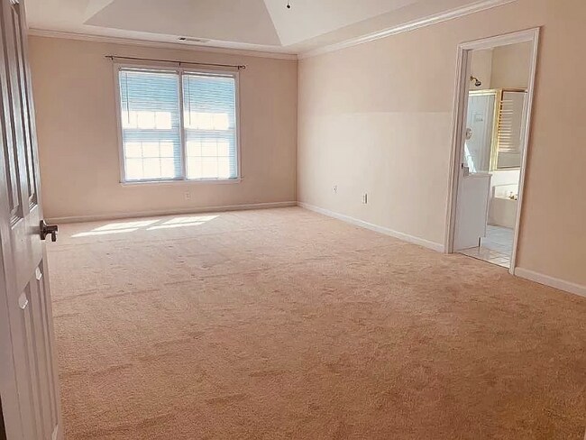 Building Photo - 4005 Weatherford Cir