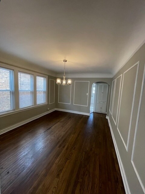 Building Photo - 5444 N Kimball Ave