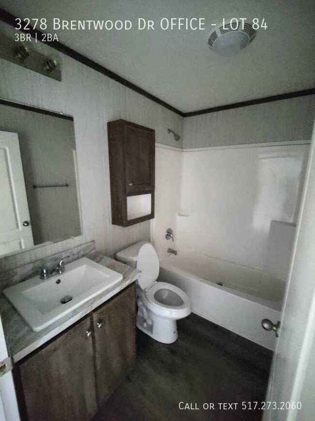 Building Photo - 3278 Brentwood Dr