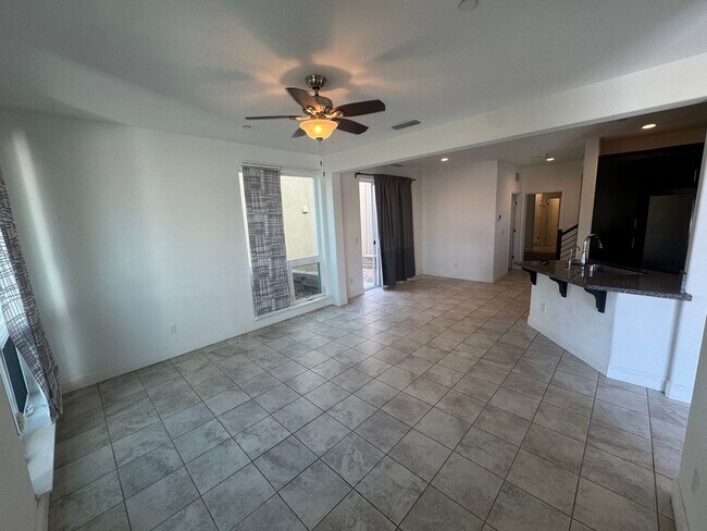 Building Photo - 3212 Cowell Blvd