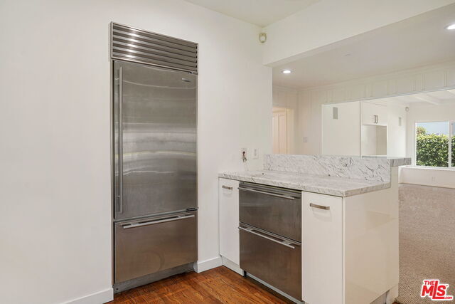 Building Photo - 423 15th St