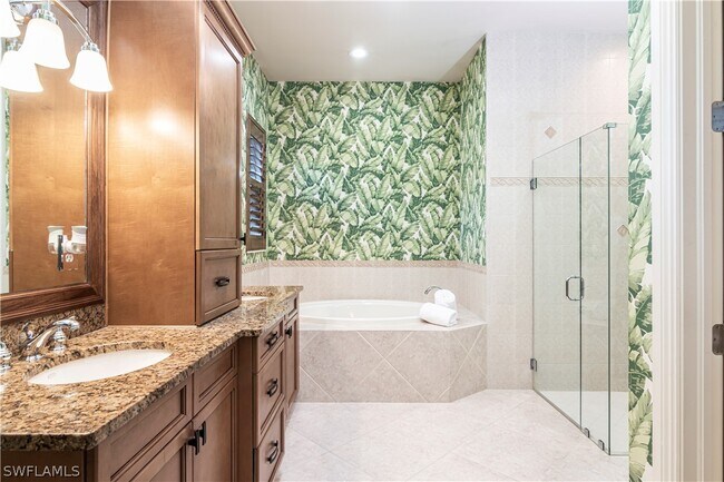 Building Photo - 1849 N Bahama Ave