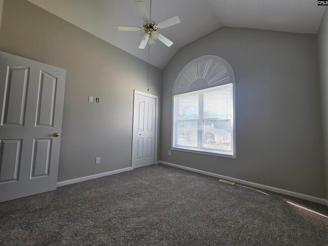 Building Photo - 129 Wildflower Ln