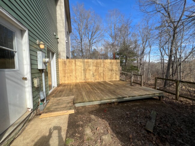 Building Photo - 2440 Whitney Ct