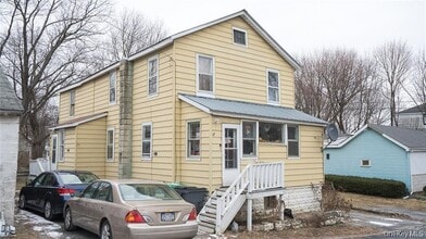 Building Photo - 101 Spring St