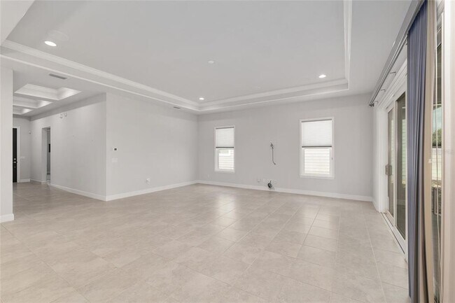 Building Photo - 11890 SW 33rd Ln