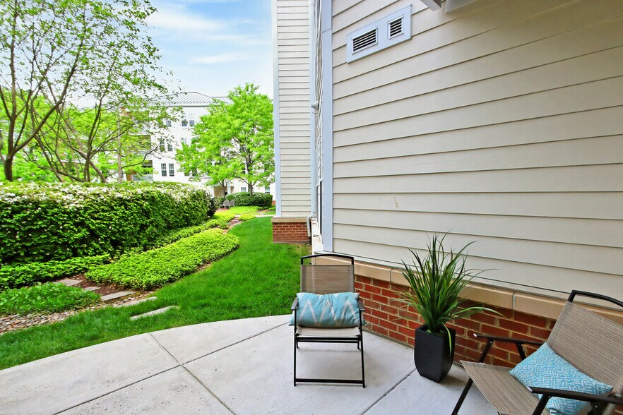 Building Photo - 400 Cameron Station Blvd