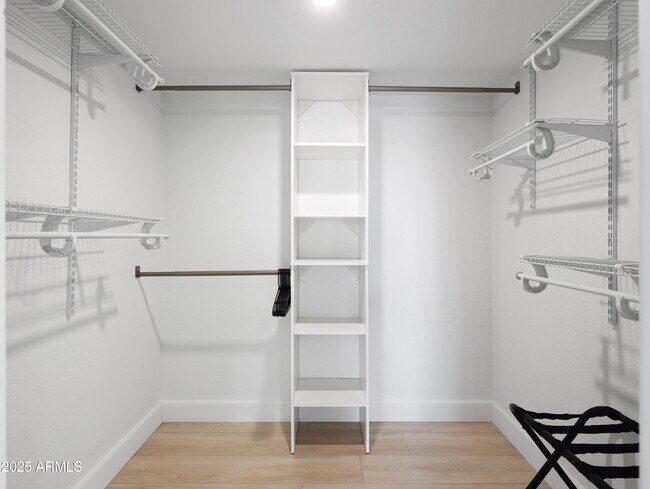 Building Photo - 12271 N 74th St