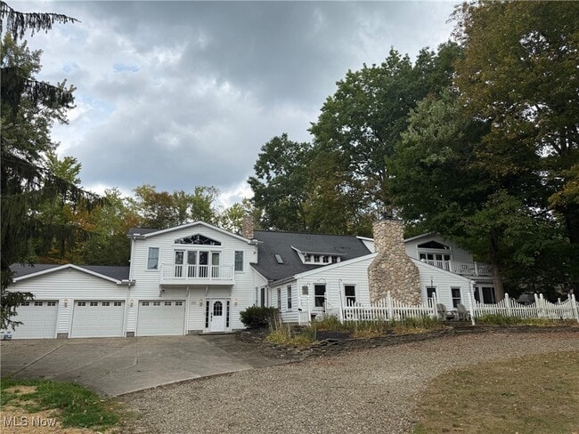 Primary Photo - 8298 Valley Dr
