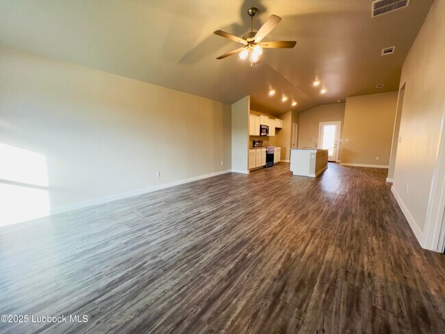 Building Photo - 3208 Abbeville Ave