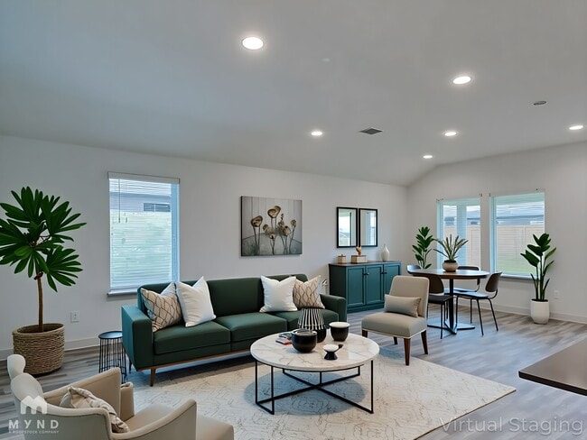 Building Photo - 7815 Cattleman Vly Dr