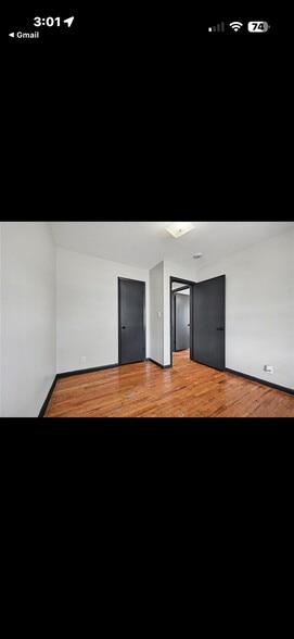 Building Photo - 6017 N Howard Ave
