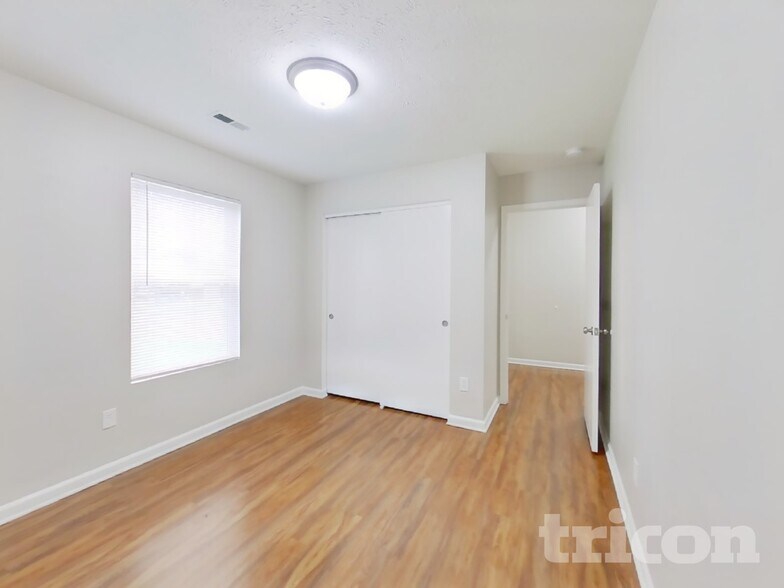 Building Photo - 284 Woodfield Dr