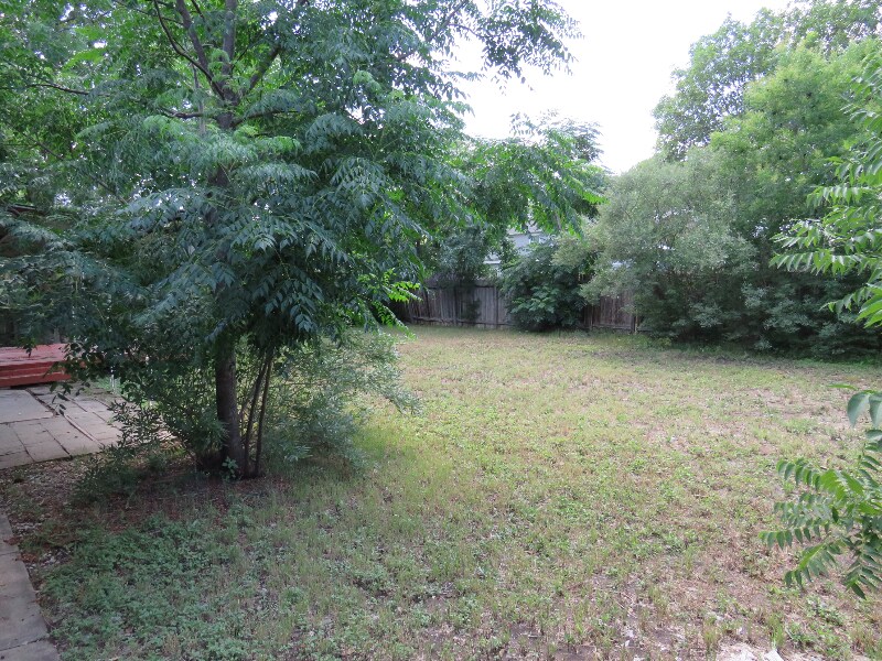 Building Photo - 9715 Nona Kay Dr