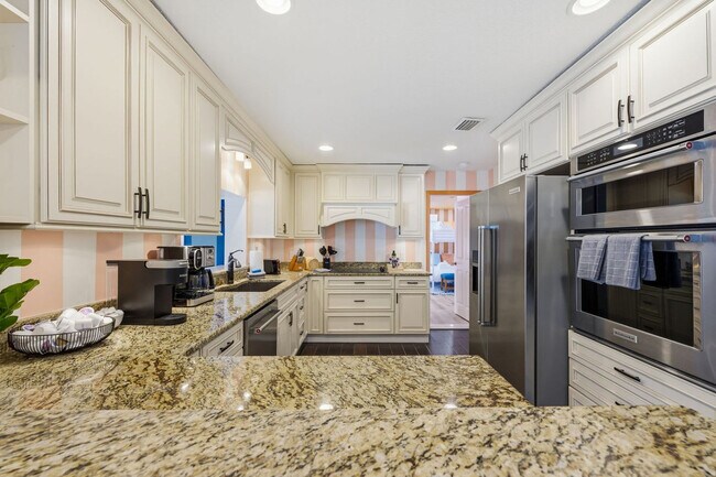 Building Photo - 1132 Gershwin Dr