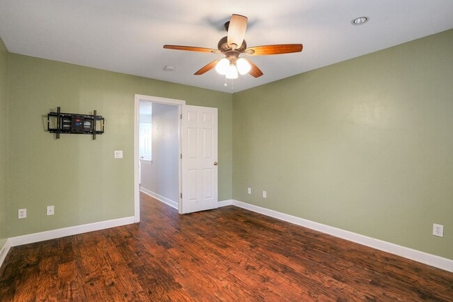 Building Photo - Charming 3BR House in Holly Springs
