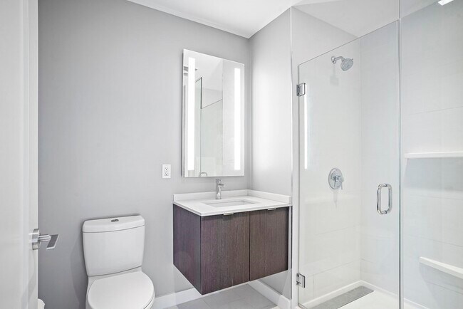 Building Photo - 375 Canal St