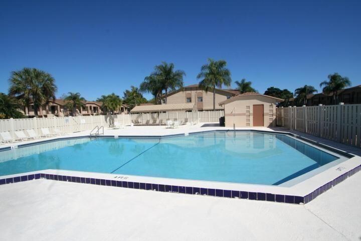 Building Photo - 9466 Boca Cove Cir