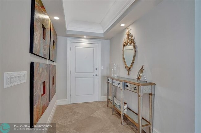 Building Photo - 3750 Galt Ocean Dr