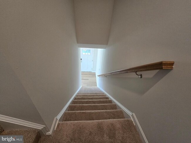 Building Photo - 10935 Farmerfield St