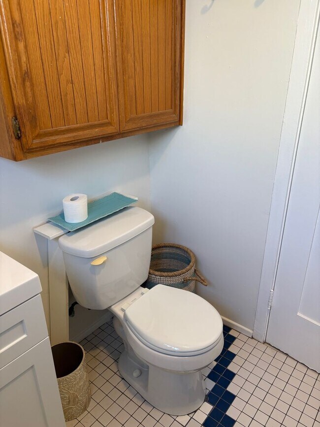 Building Photo - 4027-4029 Ocean Dr