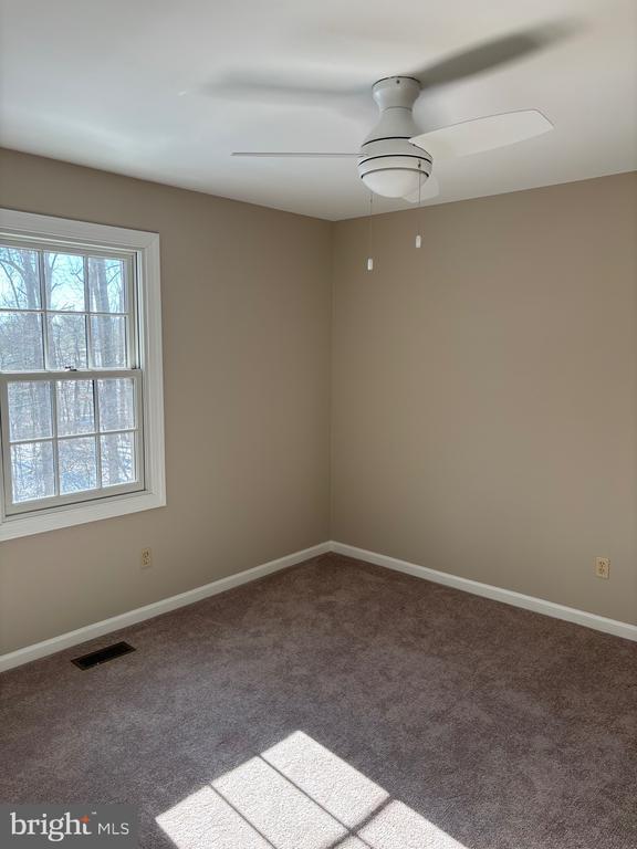 Building Photo - 15 Highgate Ln