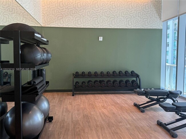 Building Photo - 77 SE 5th St