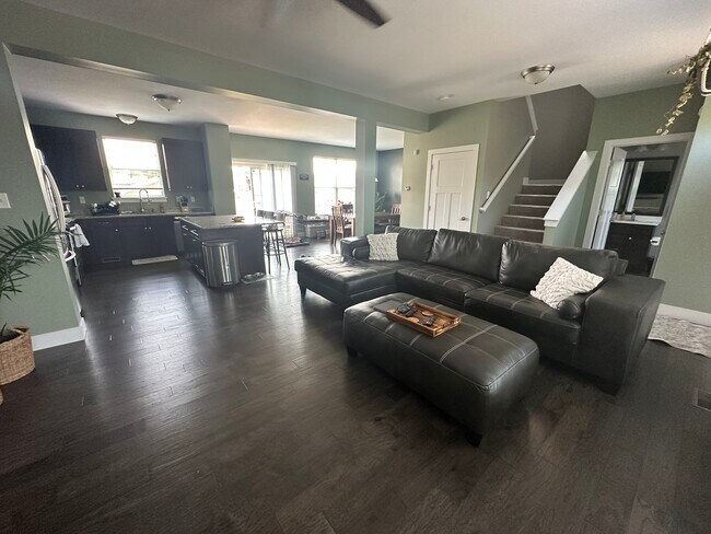 Building Photo - 2222 Shenandoah Ave