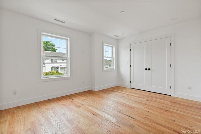 Building Photo - 109 Park Ave