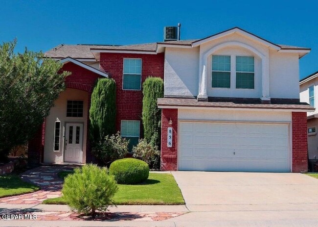 Primary Photo - 856 Marimba Dr