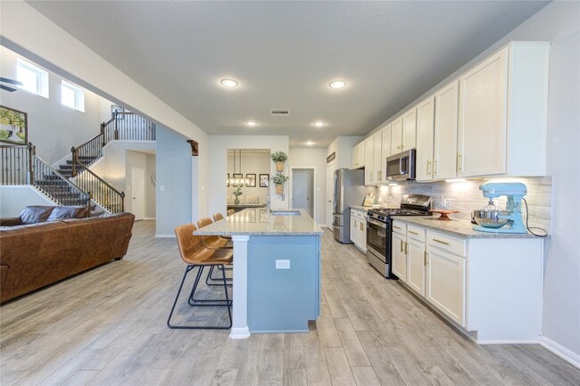 Building Photo - 5439 Rustic Ruby Dr