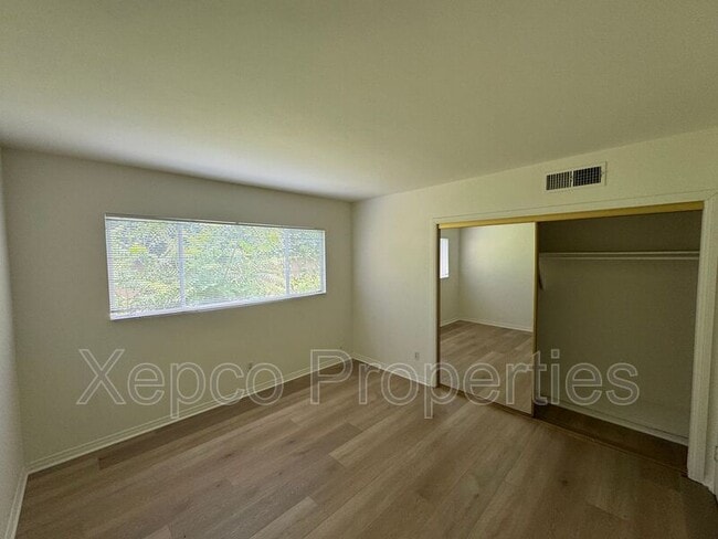 Building Photo - 432 Avenida Ortega