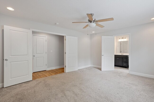 Building Photo - 8403 Brookmoor Ln