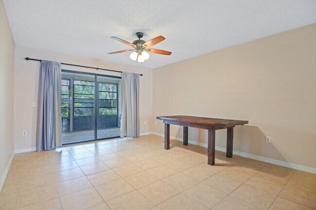 Building Photo - 3608 Bay Ct