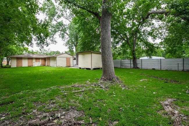 Building Photo - 3522 Stonham St