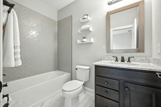 Building Photo - 24 Tradesman Ln