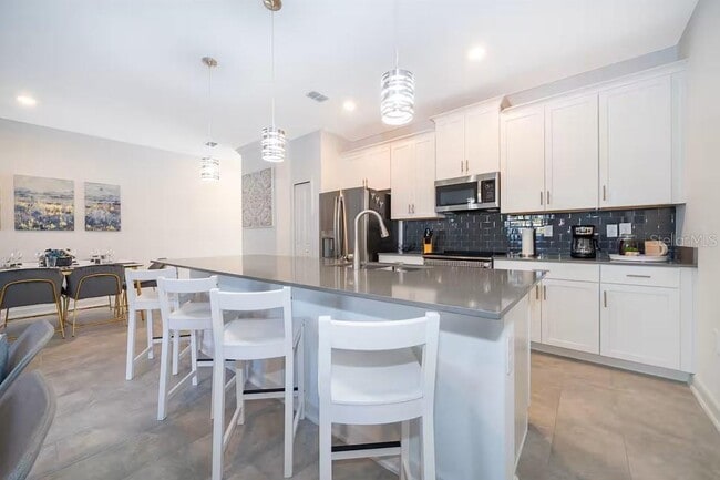 Building Photo - 1110 Kingsbarn St