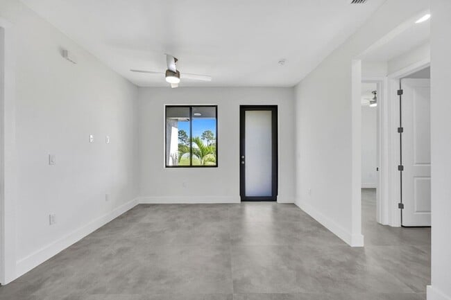 Building Photo - 312 Progress Ave