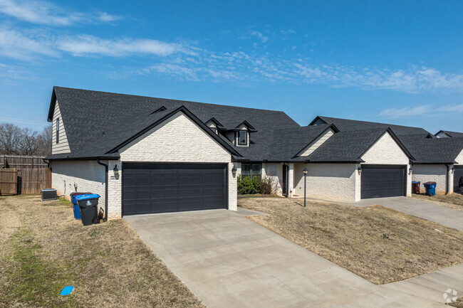 Building Photo - Haven at Chaffee Crossing