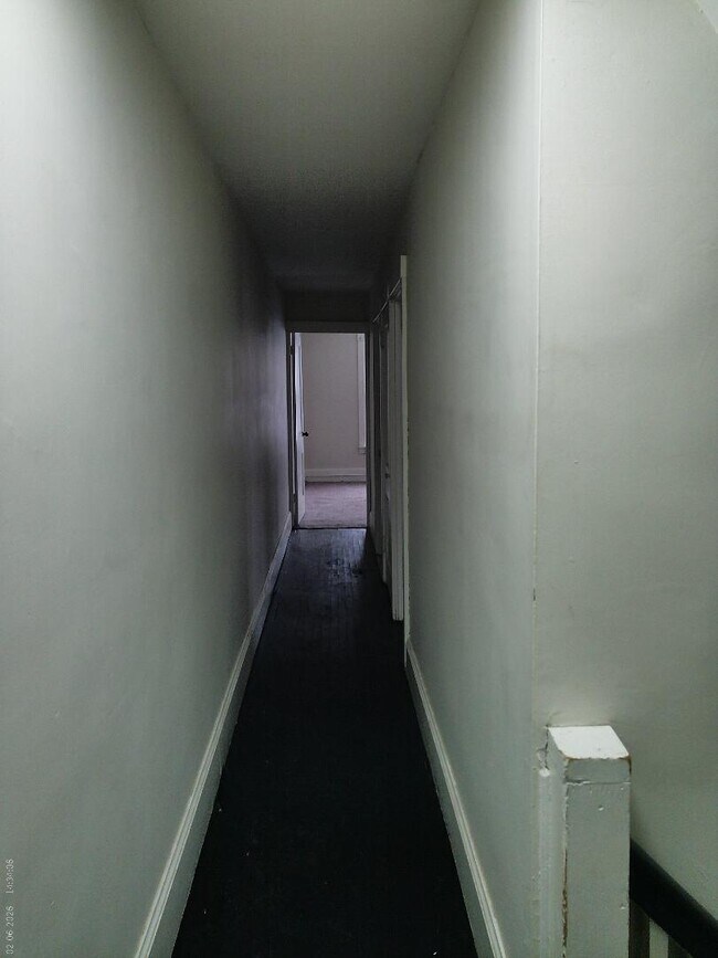 Building Photo - 2728 N 6th St