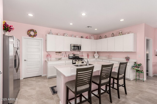 Building Photo - 25046 N 174th Ave