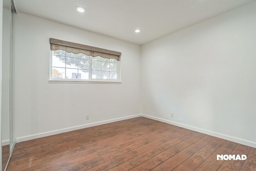 Building Photo - 5450 Scenic Ave