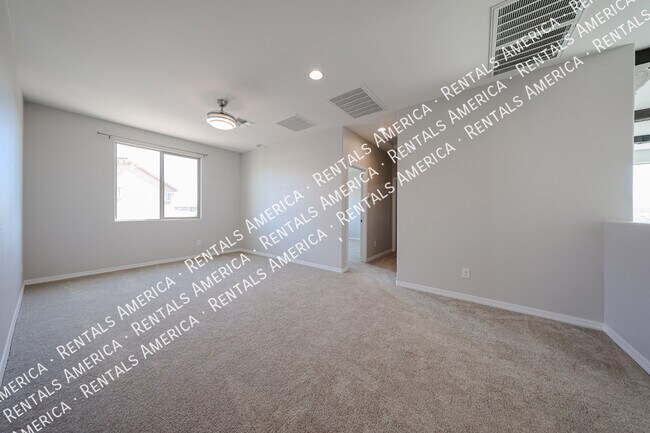 Building Photo - 11128 S 54th Ln