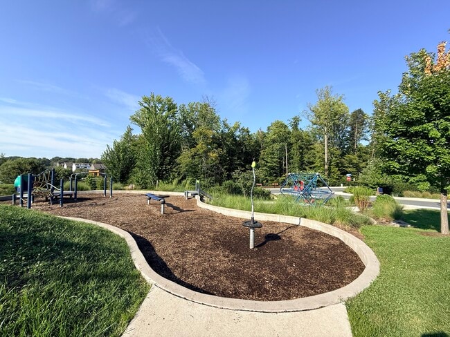 Building Photo - 3491 Cormorant Dr