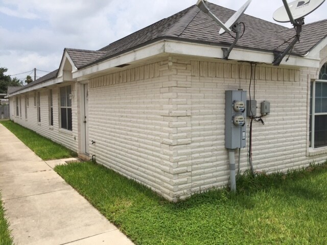 Building Photo - 2607 Cervantes Ave