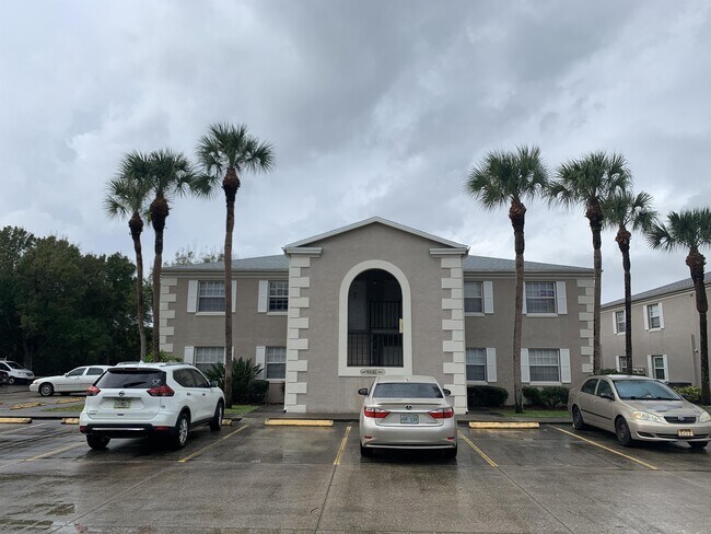 Building Photo - 4135 Cedar Creek Cir