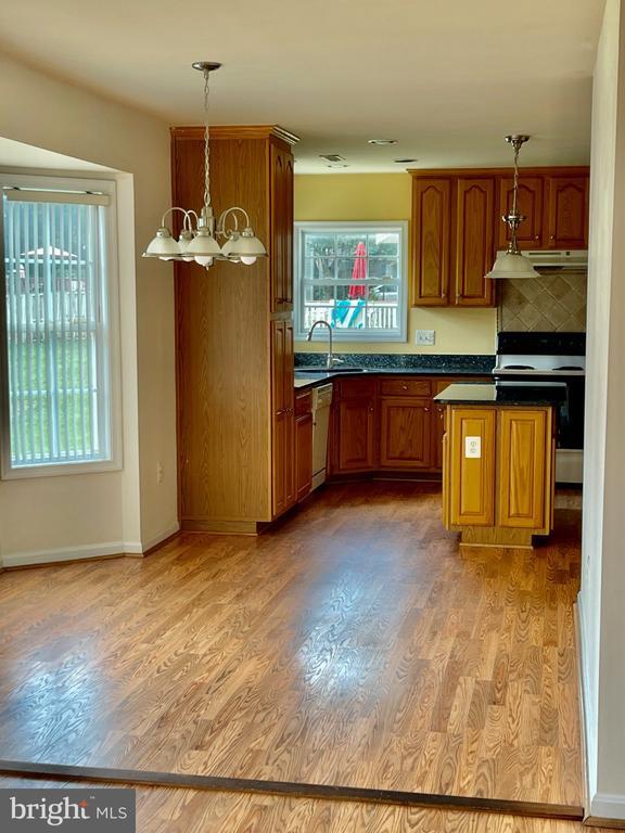 Building Photo - 9505 Wigwag Ct