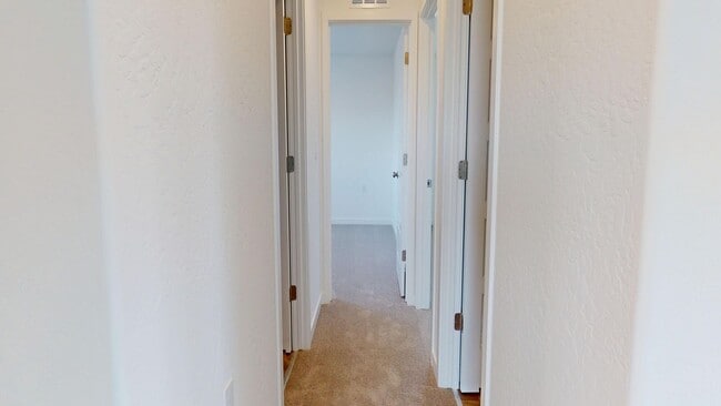 Building Photo - 3249 Carambola Ave