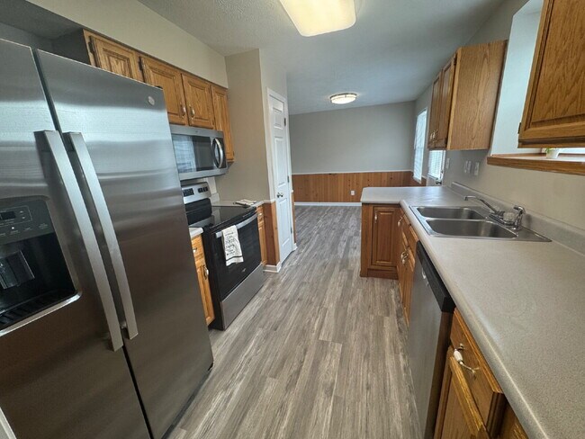 Building Photo - You Belong With Me — Spacious Home
